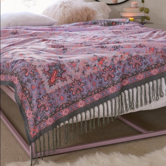 Last 1-Urban Outfitters | Petra Folk Tapestry - Picture 2 of 6